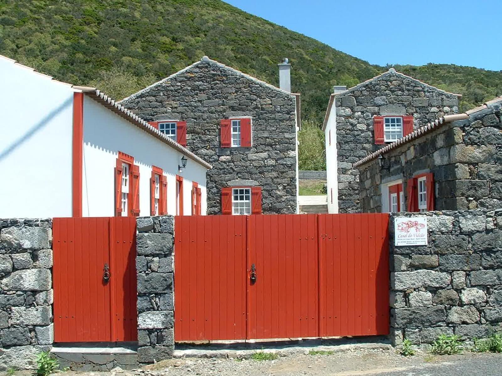 Casal Do Vulcao Guest House Capelo Exterior photo